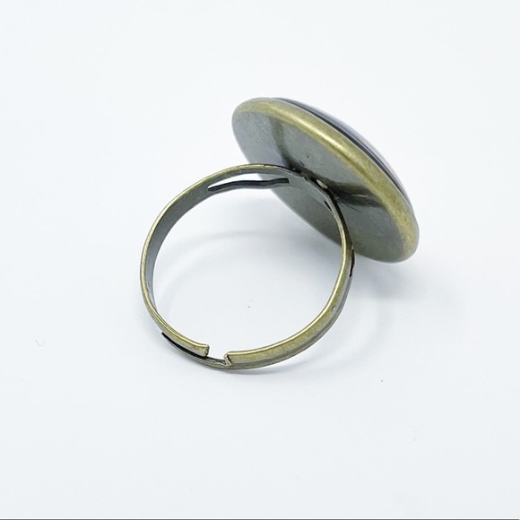 Mother and Child Wearable Art Ring - Picture 4 of 5